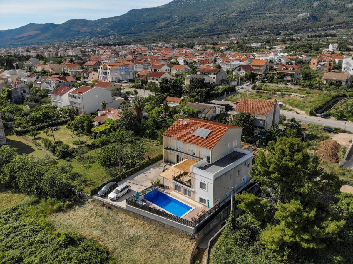 Apartmani Jukic Каштела Экстерьер фото
