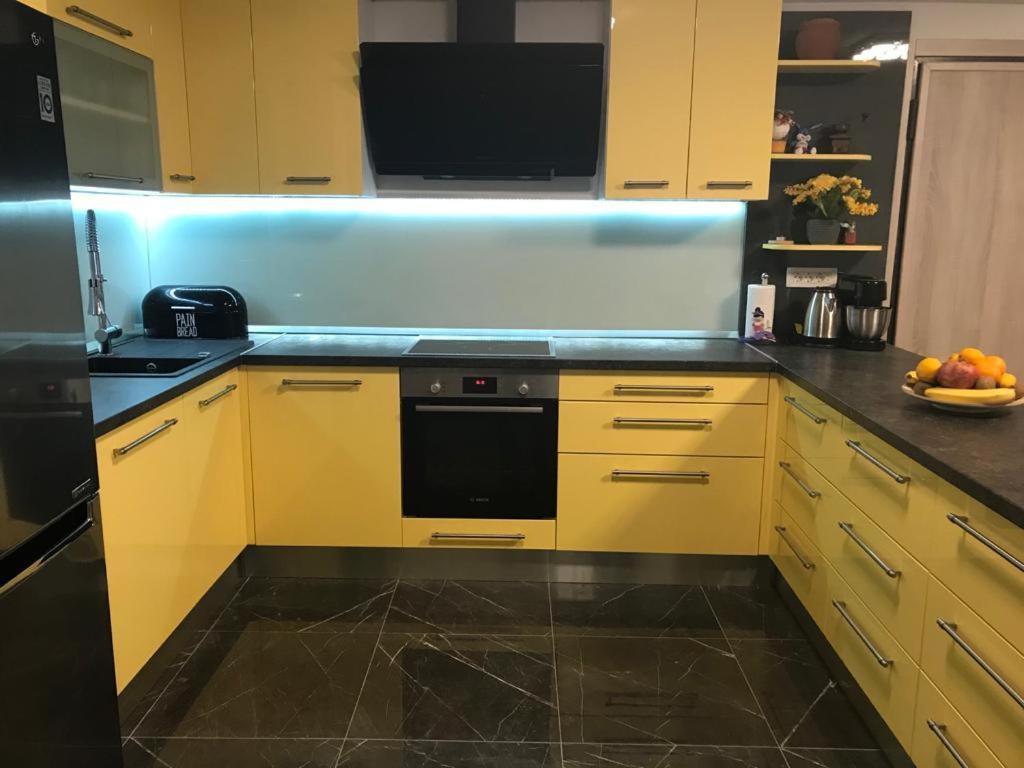 Apartmani Jukic Каштела Экстерьер фото